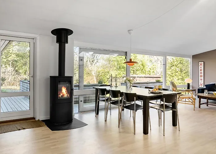 Awesome In With Wifi Сasa de vacaciones Dronningmølle